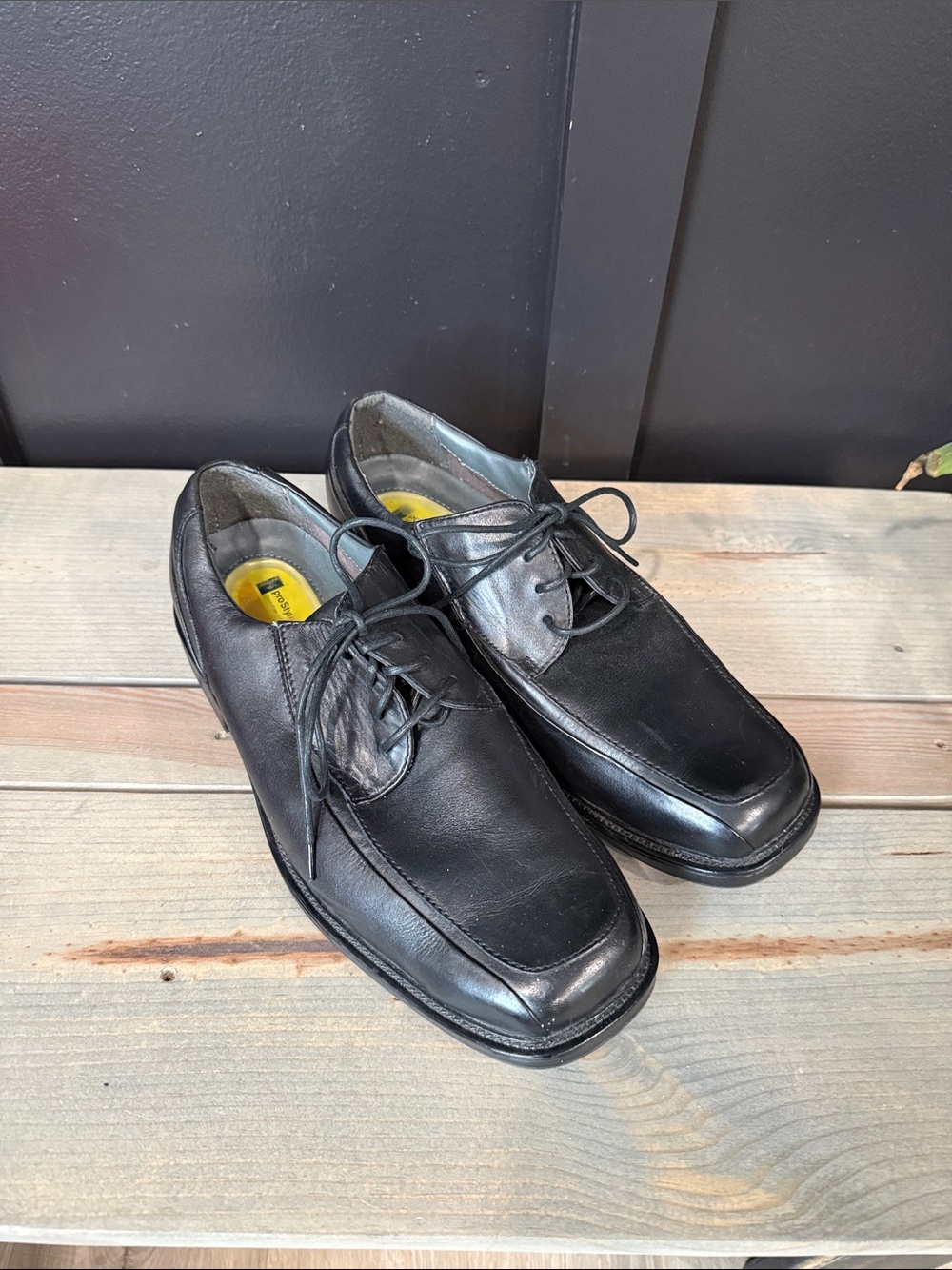 Dockers Black Leather Lace-Up Dress Shoes